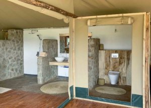 Foresight Eco Lodge Family Tent - Bathroom